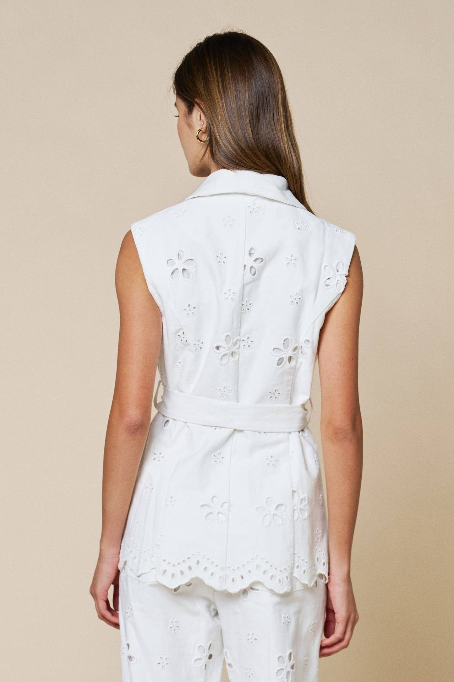 Floral Embroidered Sleeveless Scalloped Hem Top