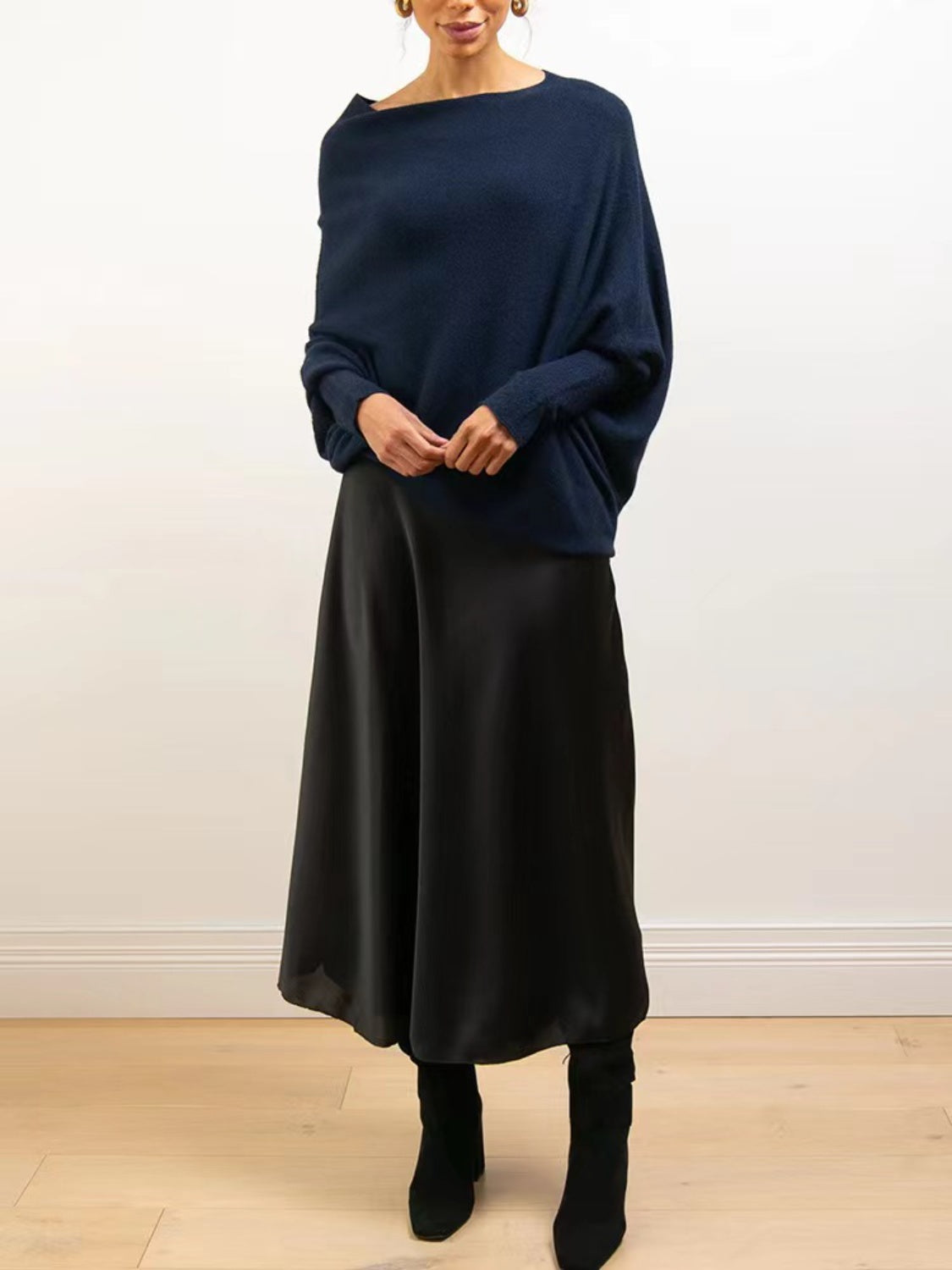Bateau Neck Batwing Sleeve Knit Top