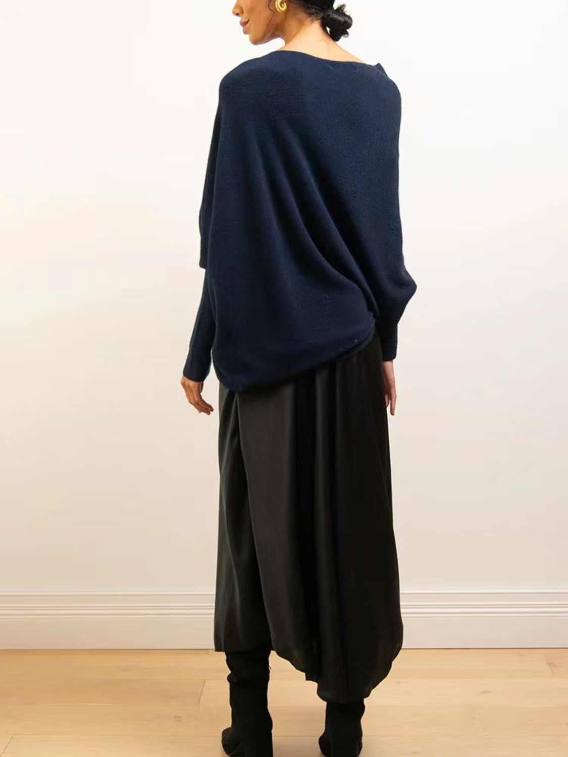 Bateau Neck Batwing Sleeve Knit Top