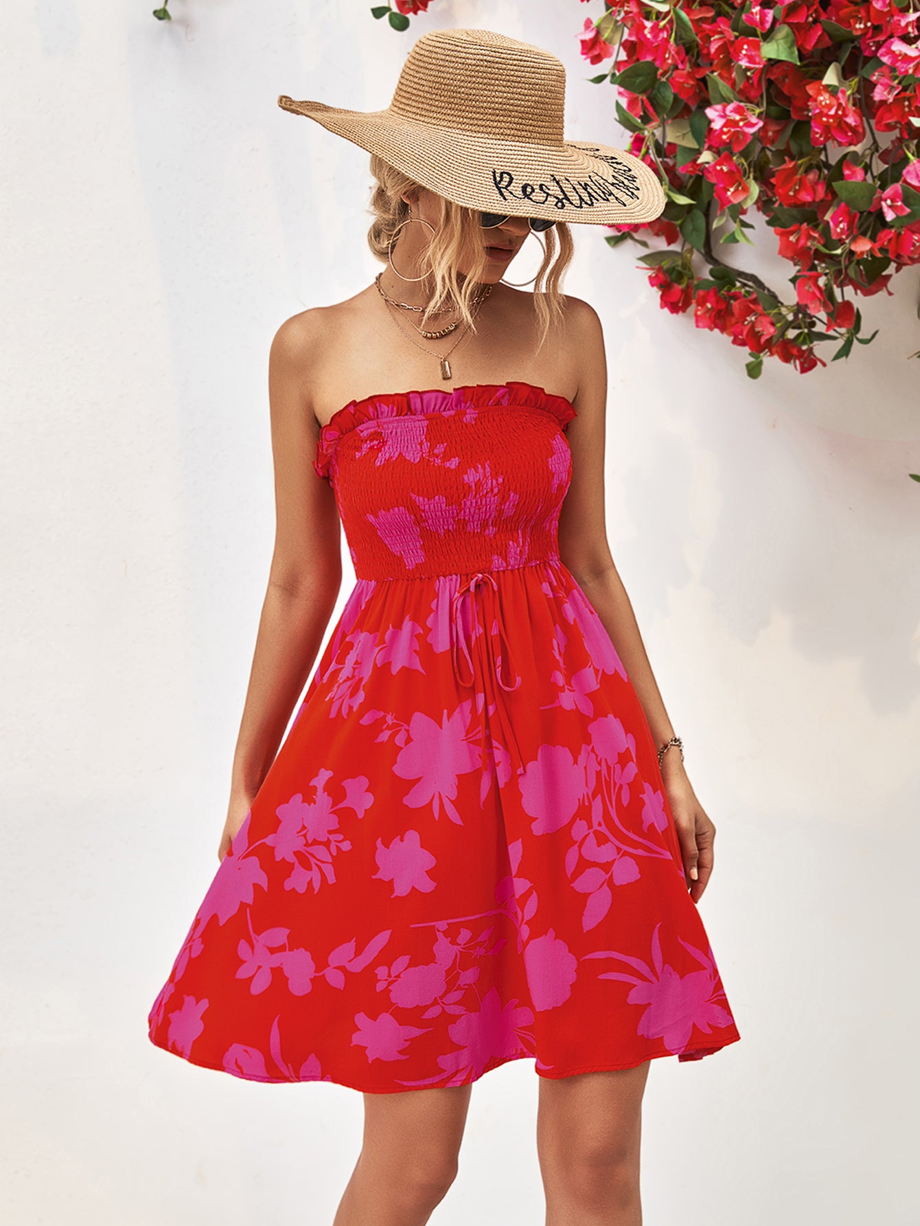 Floral Frill Trim Strapless Smocked Mini Dress – WiseButterfly Shop Floral Frill Trim Strapless Smocked Mini Dress – WiseButterfly Shop