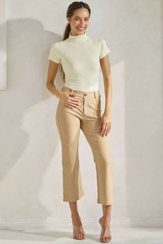 Women's Classic Solid Straight Leg Crop Pants