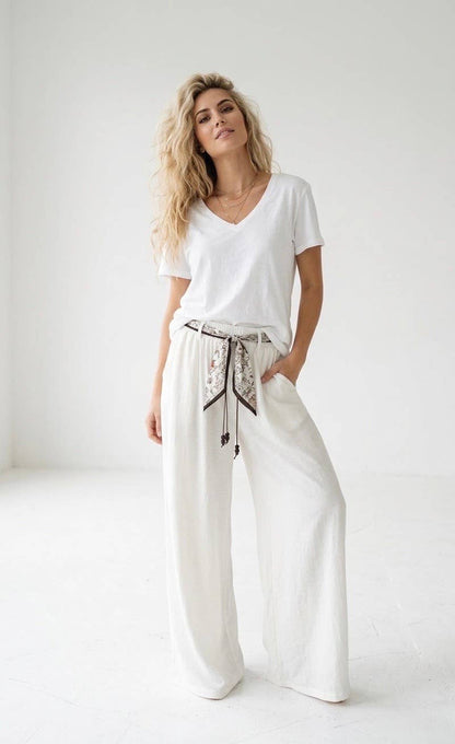 Miranda wide, flowing pants with an adjustable waist