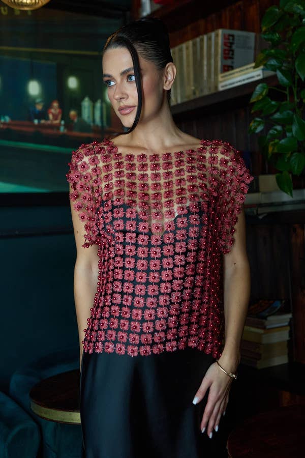 Floral Shell Pearl Capelet