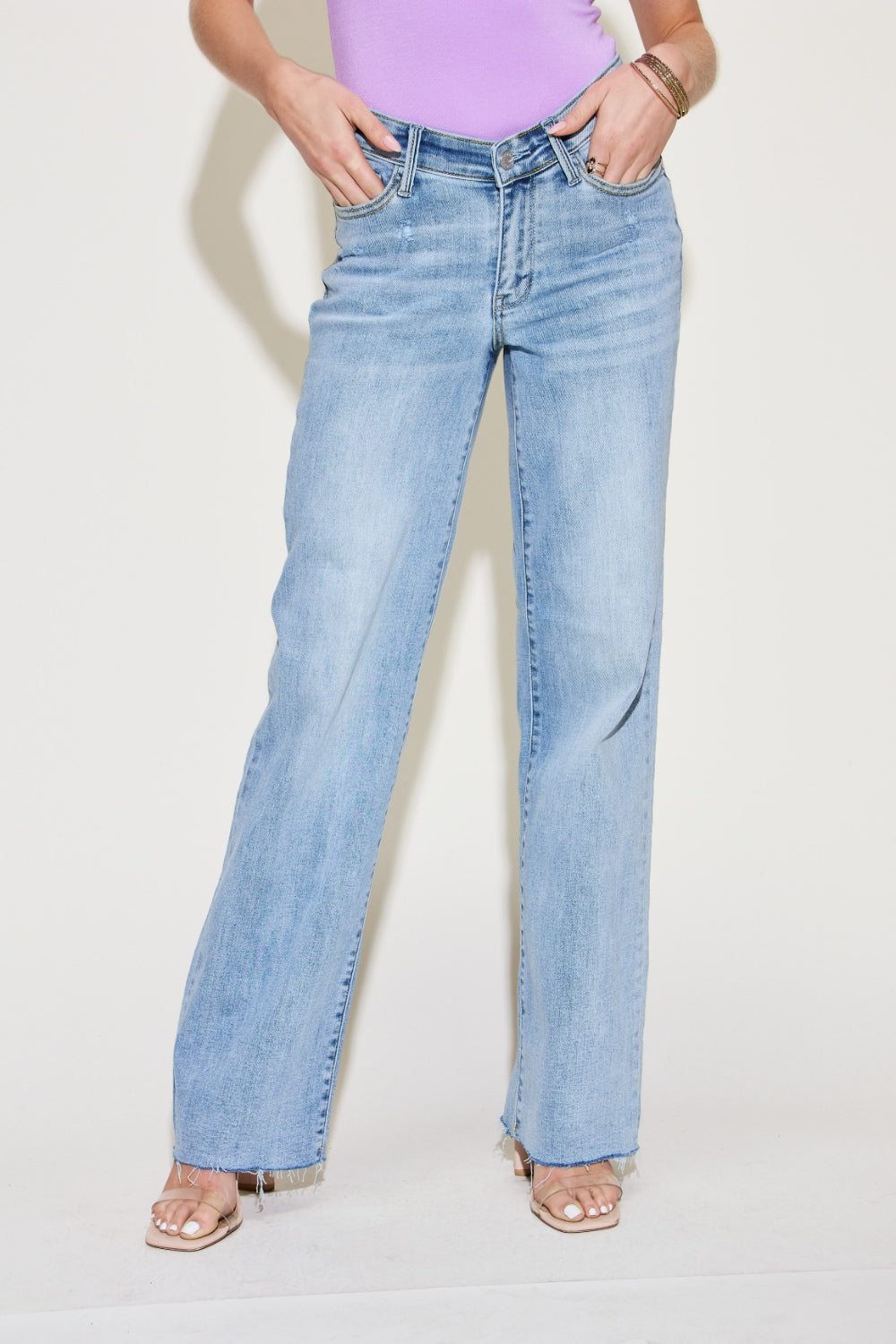 Size Inclusive V Front Waistband Straight Jeans