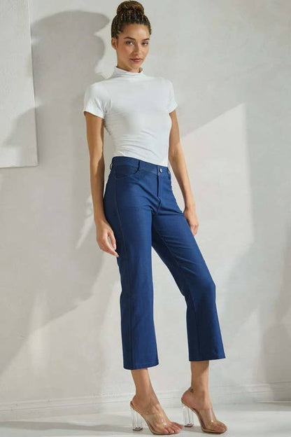 Women's Classic Solid Straight Leg Crop Pants