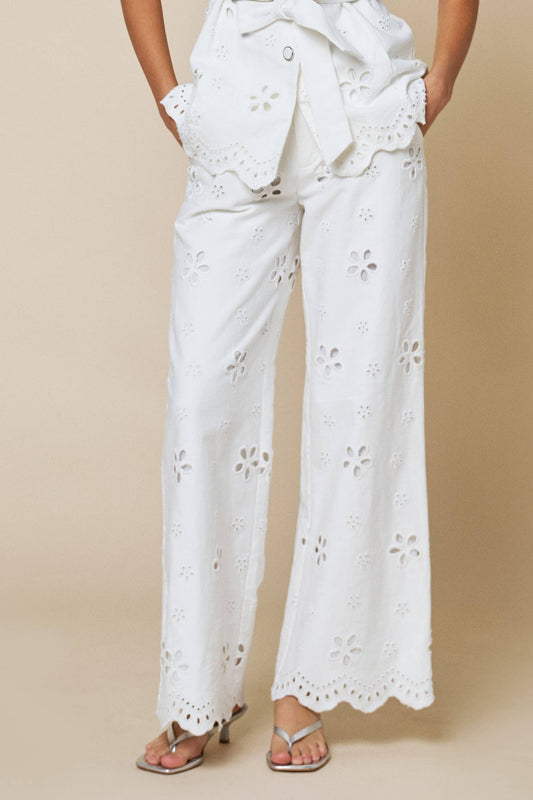 Floral Embroidery Scalloped Hem Pants