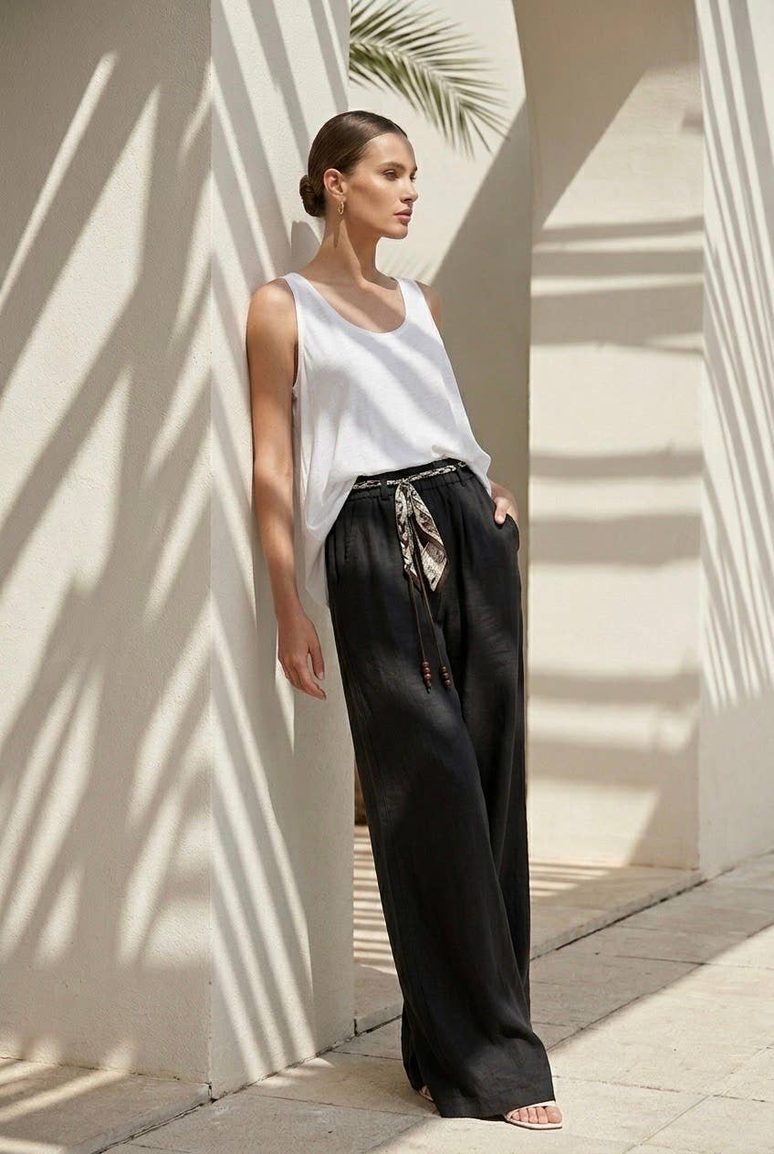 Miranda wide, flowing pants with an adjustable waist