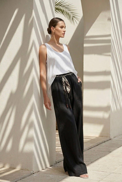 Miranda wide, flowing pants with an adjustable waist
