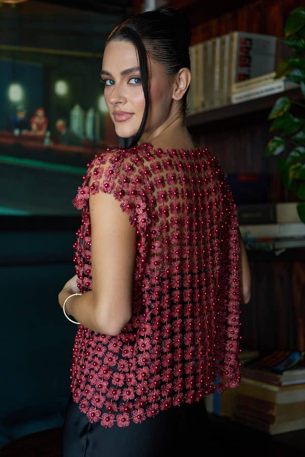 Floral Shell Pearl Capelet