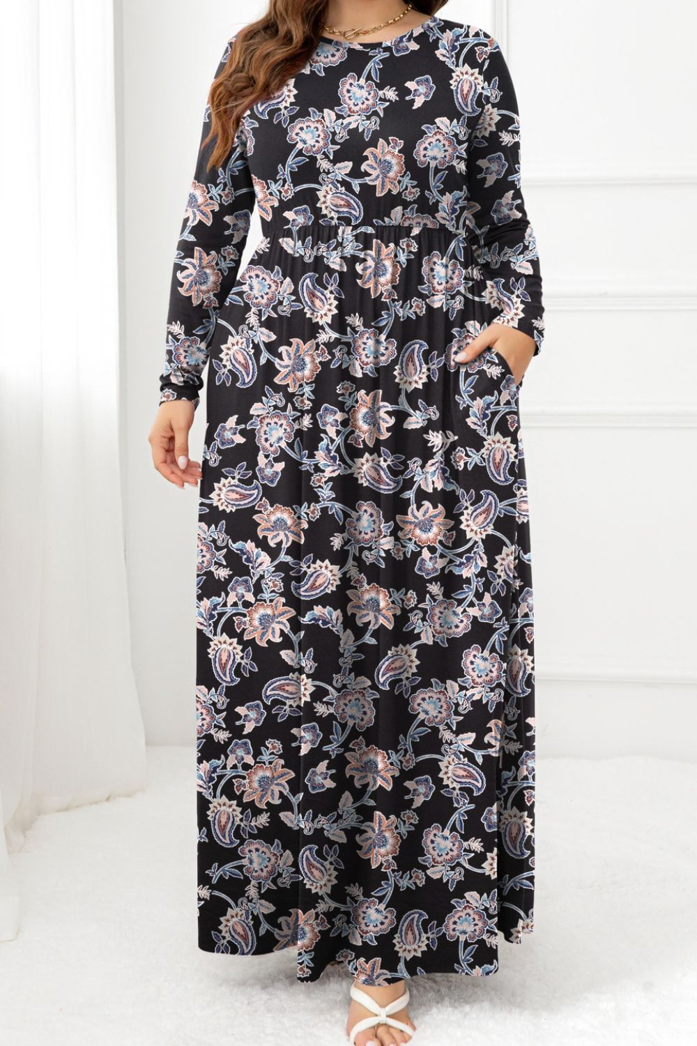 Round Neck Long Sleeve Maxi Dress with Pockets
