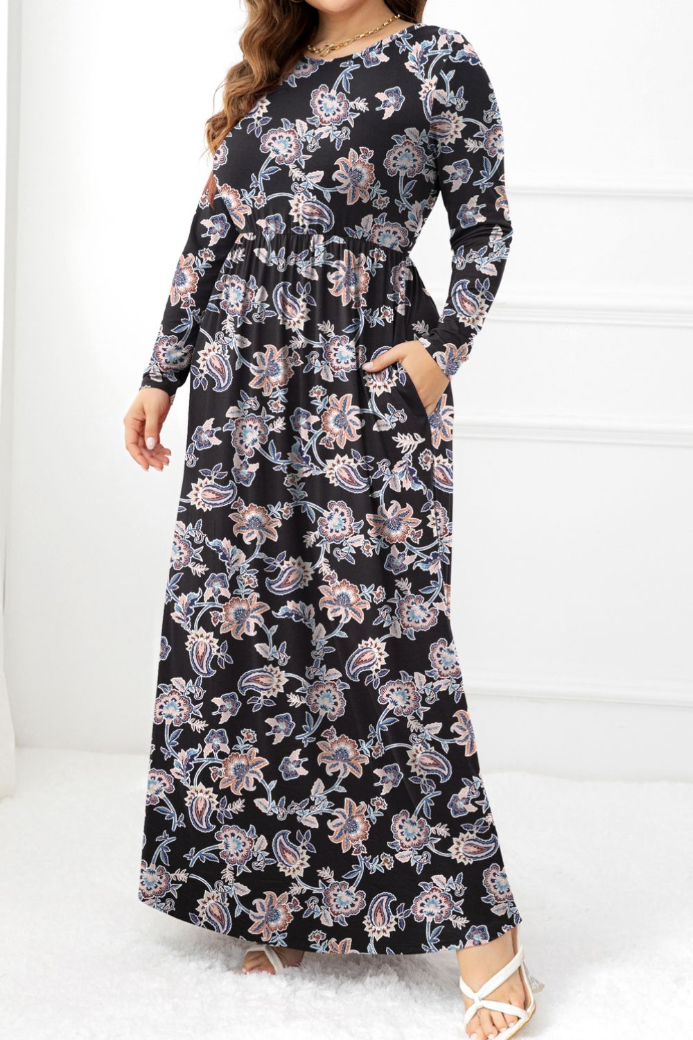 Round Neck Long Sleeve Maxi Dress with Pockets