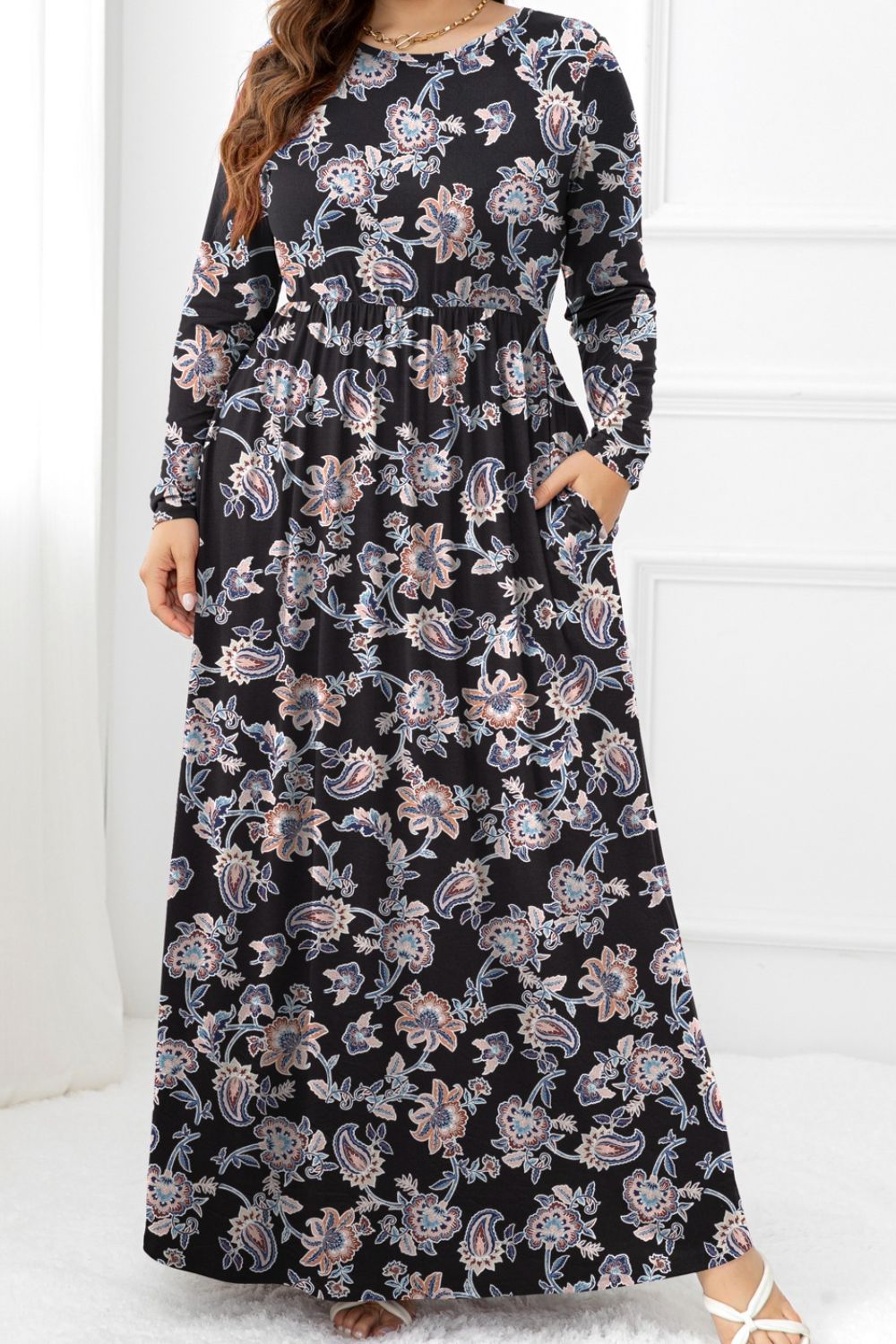 Round Neck Long Sleeve Maxi Dress with Pockets